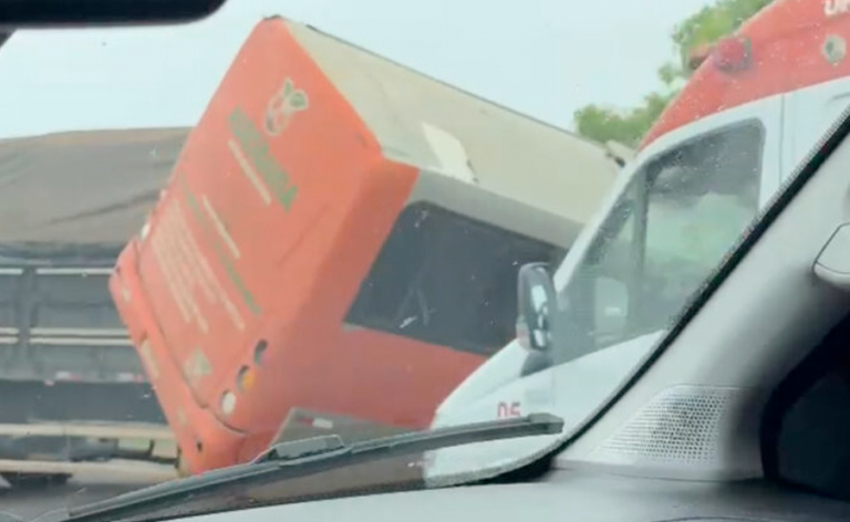 Acidente-Flores-de-Goiás