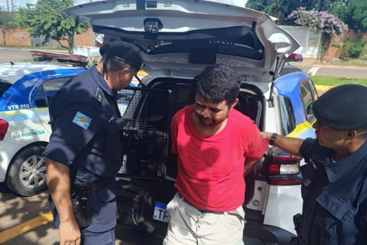 Homem tena matar professor em Formosa