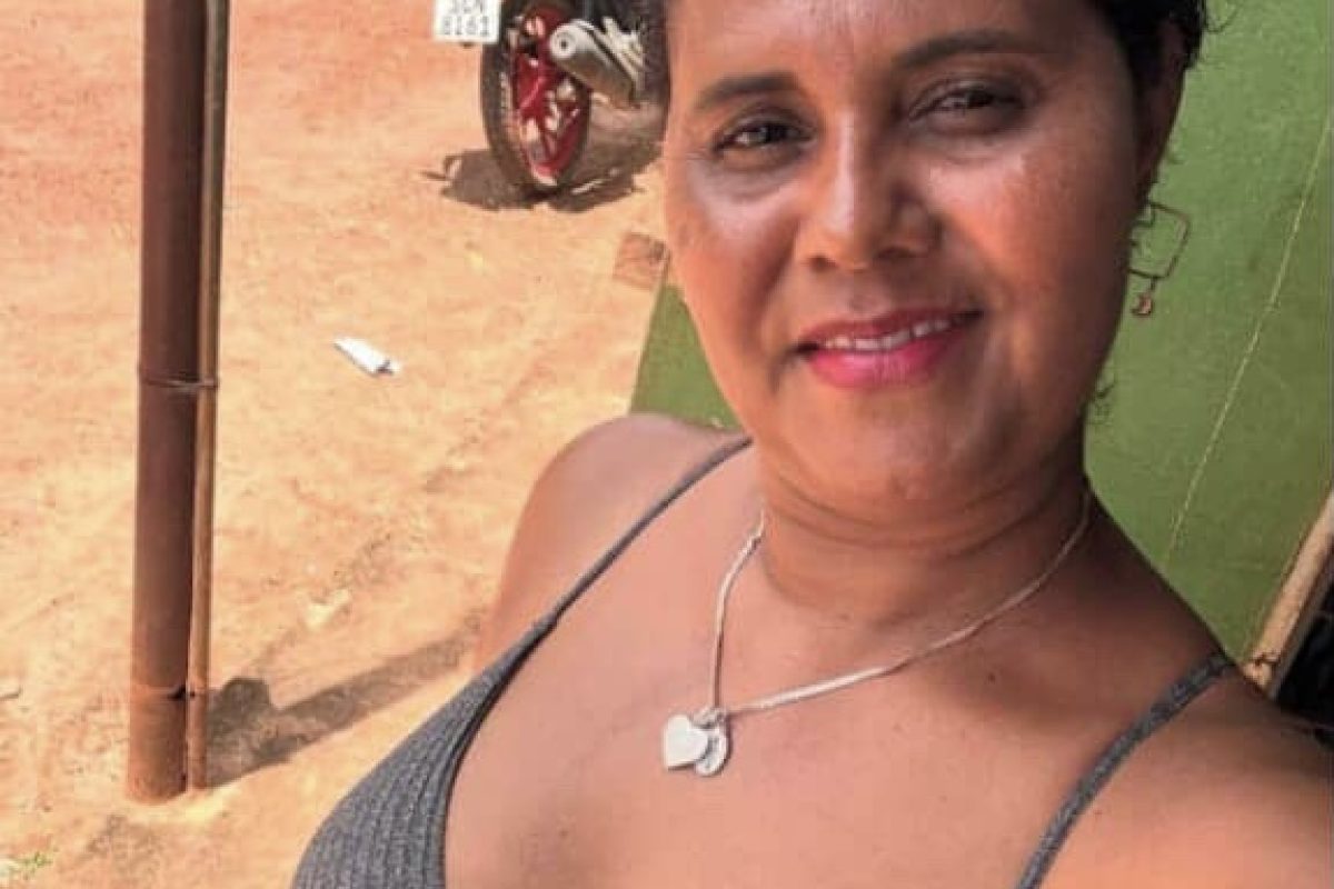 Morte Iaciara ao Cair de foto Morte Iaciara ao Cair de foto