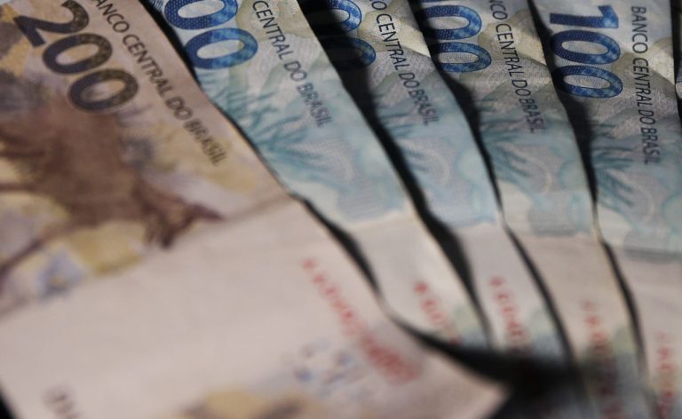 Sem recursos do PIS/Pasep, governo tem déficit de R$ 5,326 bilhões