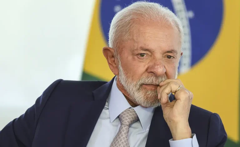 Imagem: Marcelo Camargo / Agência Brasil - Governo federal registra déficit de R$ 30 bilhões em fevereiro de 2026, pressionado por previdência e aumento de despesas. Rombo acumulado chega a R$ 60,4 bilhões