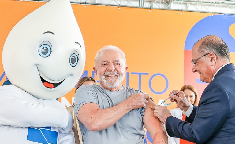 Ministério da Saúde incinera R$ 108,4 milhões em vacinas e medicamentos em 2025, incluindo R$ 18,5 milhões que ainda estavam dentro da validade. Saiba mais sobre os itens descartados